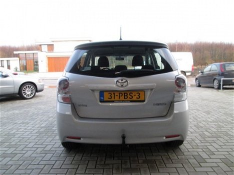 Toyota Verso - 1.8 16v VVT-i Aspiration Ecc Cruise Navi 2011 - 1