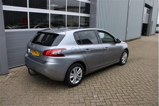 Peugeot 308 - 1.2 PureTech Blue Lease Executive Navigatie Panoramadak Led Trekhaak - 1