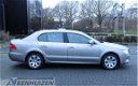 Skoda Superb - 2.0 TDI Ambition Bj '08 Keurige auto - 1 - Thumbnail