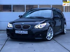 BMW 5-serie Touring - 530d High Executive / M Pakket /+ 300 PK / XENON / Panoramadak/Comfortzetels