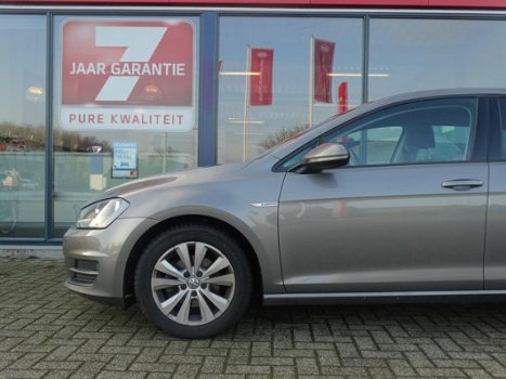 Volkswagen Golf - 1.0 TSI 115pk BlueMotion 5D Connected Series - 1