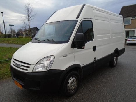 Iveco Daily - 35 S 12V 330 H3 - 1