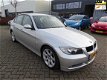 BMW 3-serie - 320i Dynamic Executive AUTOMAAT - 1 - Thumbnail