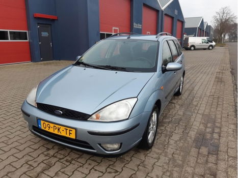 Ford Focus Wagon - 1.6-16V Futura Leder Inter - 1