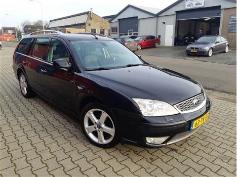 Ford Mondeo Wagon - 2.0 TDCi Platinum - 1