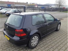 Volkswagen Golf - 1.9 TDI Highline