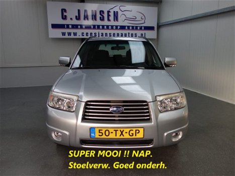 Subaru Forester - 2.0 X AWD Comfort Pack RIEM VERV. CRUISE C. CLIMATE C - 1