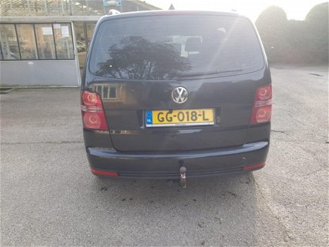 Volkswagen Touran - 1.9 TDI Highline - 1