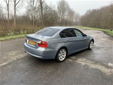 BMW 3-serie - 320i Dynamic Executive AIRCO 2005 Nieuwstaat