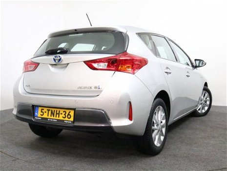 Toyota Auris - 1.8 Hybrid Dynamic parkeercamera - 1