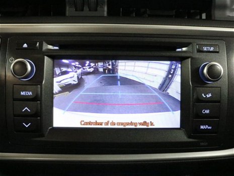 Toyota Auris - 1.8 Hybrid Dynamic parkeercamera - 1