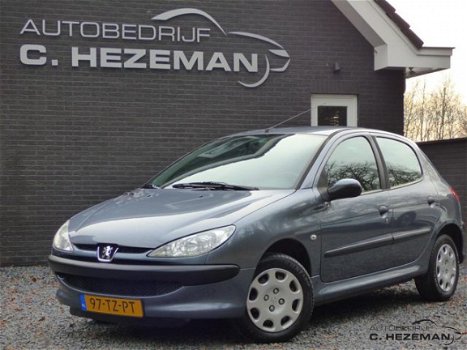 Peugeot 206 - X-Design 1.4 - 1