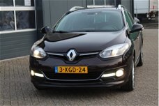 Renault Mégane Estate - 1.5 dCi Bose INCL. NWE distributieset (111pk) CAMERA /Half-Leder /Elek. schu