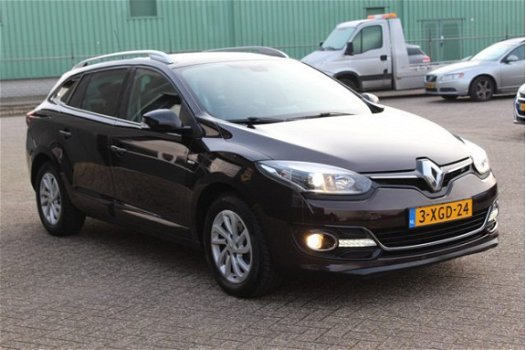 Renault Mégane Estate - 1.5 dCi Bose INCL. NWE distributieset (111pk) CAMERA /Half-Leder /Elek. schu - 1