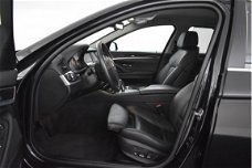 BMW 5-serie Touring - 520d Automaat Comfortstoelen Leder Navi