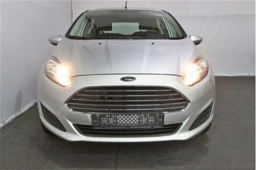 Ford Fiesta - 1.0 EcoBoost Titanium 101 pk 6mnd Garantie - 1