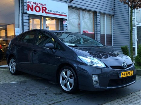 Toyota Prius - 1.8 Aspiration Navigatie Keyless Leer in nieuwstaat - 1