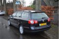 Volkswagen Passat Variant - 2.0 FSI Comfortline navi/ECC/org NL/NAP - 1 - Thumbnail