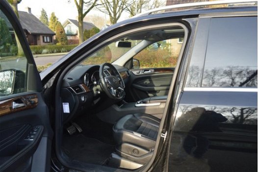 Mercedes-Benz ML-klasse - 350 BLUETEC 4MATIC AMG-pakket/leer/schuifdak/cruise/grijs kenteken - 1