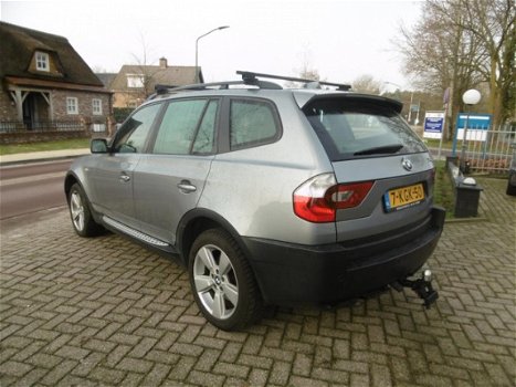 BMW X3 - 2.0d Executive - 1