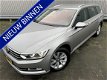 Volkswagen Passat Variant - 1.6 TDI NAVI LED TR.HAAK STOELVERW. PDC LMV CHROOM - 1 - Thumbnail