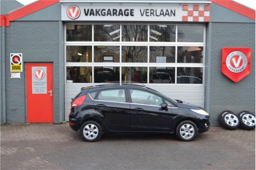 Ford Fiesta - 1.25 Ghia winterbanden aanwezig - 1