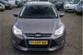 Ford Focus Wagon - 1.6 TI-VCT Titanium xenon, stoelverw., camera, navi, zeer nette auto - 1 - Thumbnail