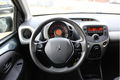 Peugeot 108 - 1.0 e-VTi, 5DEURS, AIRCO, CABRIO, DEALER ONDERHOUDEN - 1 - Thumbnail