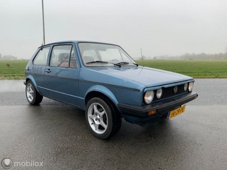 Volkswagen Golf - 1.1 C - 1