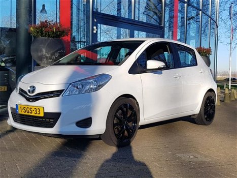 Toyota Yaris - 1.0 VVT-i Now | LM Velgen | Airco | Electr. ramen - 1