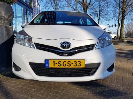 Toyota Yaris - 1.0 VVT-i Now | LM Velgen | Airco | Electr. ramen - 1