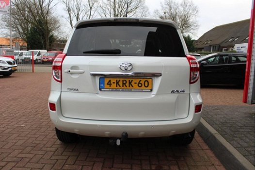 Toyota RAV4 - 2.0 16v VVT-i 158pk X-Style Navi Trekh - 1