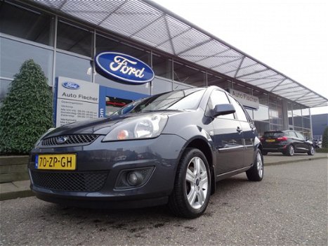 Ford Fiesta - 1.4 80PK 5DR Futura XL - 1