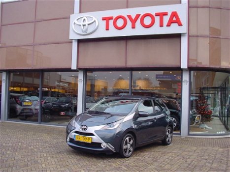 Toyota Aygo - 1.0 VVT-i x-clusiv - 1