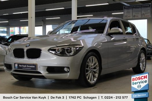 BMW 1-serie - 118i 5DRS Automaat Upgrade Edition / NAVIGATIE / SCHUIFDAK / STOELVERWARMING / LED VER - 1