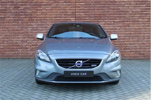 Volvo V40 - 2.0 D4 190PK R-Design - 1