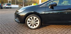 Opel Astra - 1.4 Innovation Navi 900 17" velgen Camera Park Pilot Eye Winter pakket