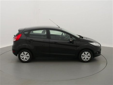 Ford Fiesta - 1.5 TDCi 70kW Style Ultimate Lease Edition - 1