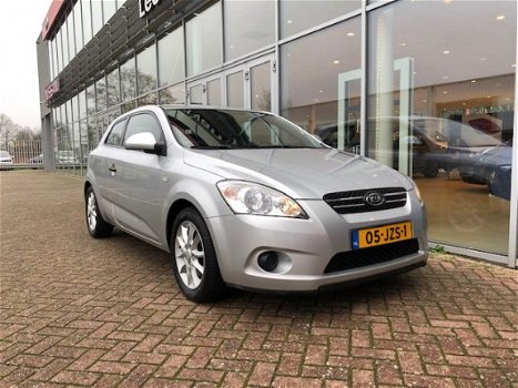 Kia Pro cee'd - 1.4 Fifteen ISG - 1