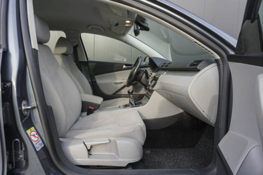 Volkswagen Passat - 1.4 TSI Comfortline +CLIMA+CRUISE+MF-STUUR - 1