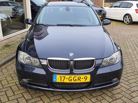 BMW 3-serie Touring - 318i Business Line - 1