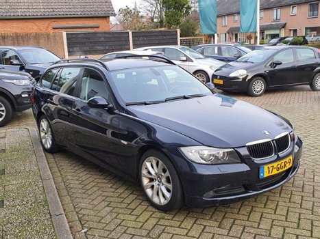 BMW 3-serie Touring - 318i Business Line - 1