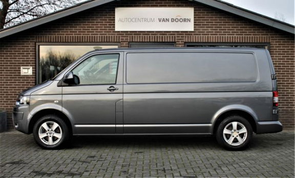 Volkswagen Transporter - 2.0 TDI 140pk | Lang | 3-zits | PDC | Navi | Cruise | Airco | 1e eig. | BTW - 1