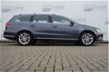 Volkswagen Passat Variant - 1.4 TSI High Executive Line BlueMotion Geen import/ Navi/ ECC/ Leder/Alc - 1 - Thumbnail