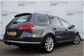 Volkswagen Passat Variant - 1.4 TSI High Executive Line BlueMotion Geen import/ Navi/ ECC/ Leder/Alc - 1 - Thumbnail