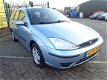 Ford Focus Wagon - 1.4-16V Ambiente - 1 - Thumbnail