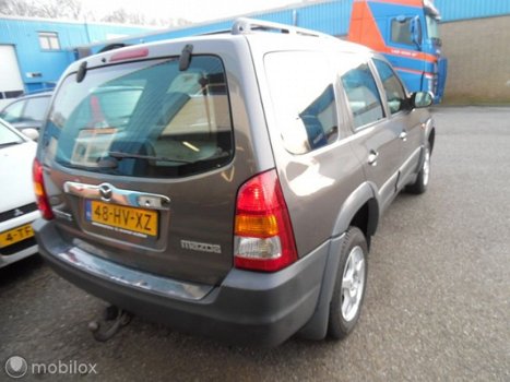 Mazda Tribute - 2.0 Exclusive 4WD - 1