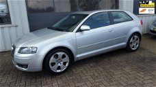 Audi A3 - 1.6 FSI Attraction 3-Drs *CLIMA*CV*17 INCH