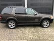 Ford Explorer - 4.6i LIMITED - 1 - Thumbnail