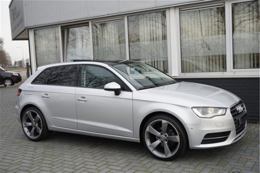 Audi A3 Sportback - 1.4 TFSI S-Tronic Ambition Pano|MMI|Cruis|PDC Zilver Metallic - 1